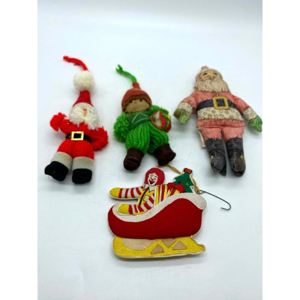 Lot cloth or‎ yarn vintage Christmas ornaments set of 4 Ronald McDonald
Santa